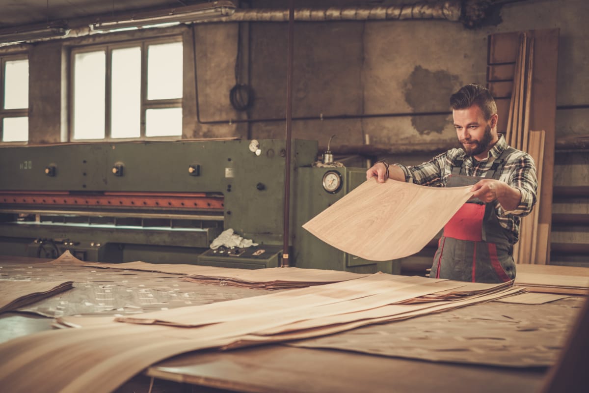 Wood Veneer Understanding a Versatile Furniture Material