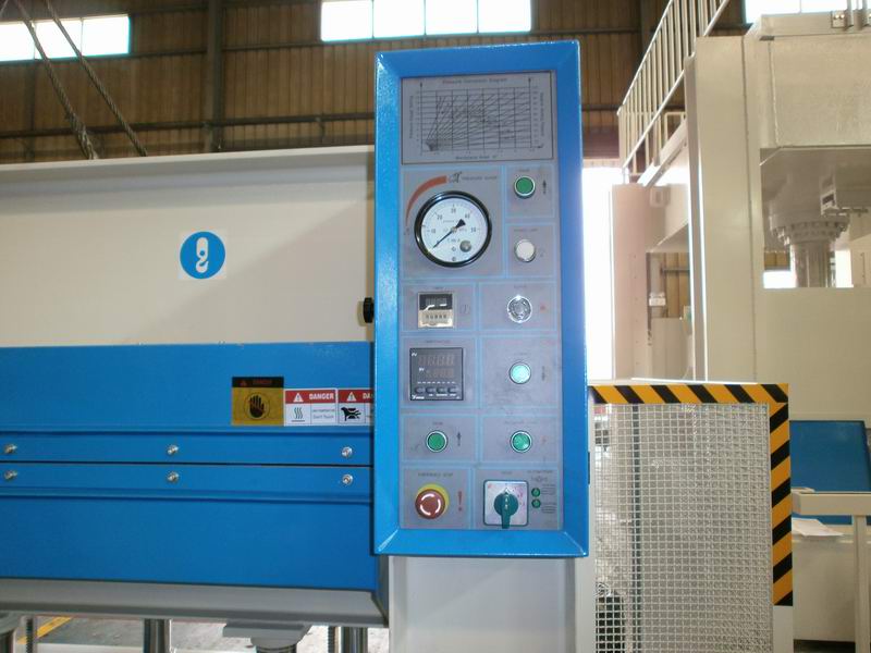 INTERWOOD HOP Veneer Presses INTERWOOD HOP Veneer Press