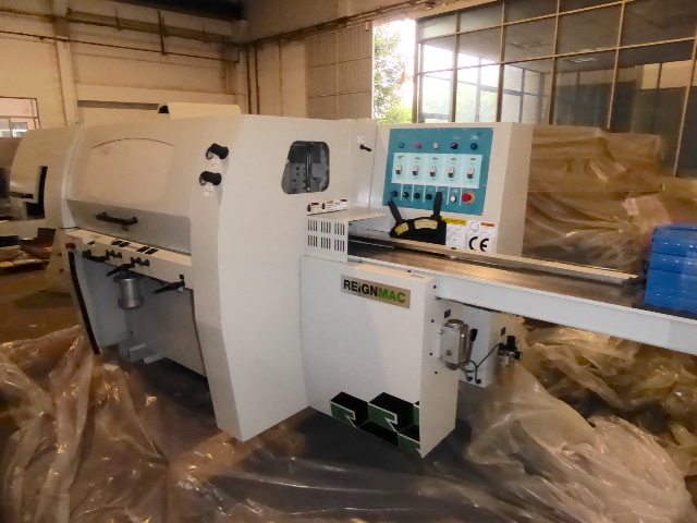 Moulder Reignmac - M523UE